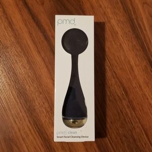 PMD smart facial cleansing device
